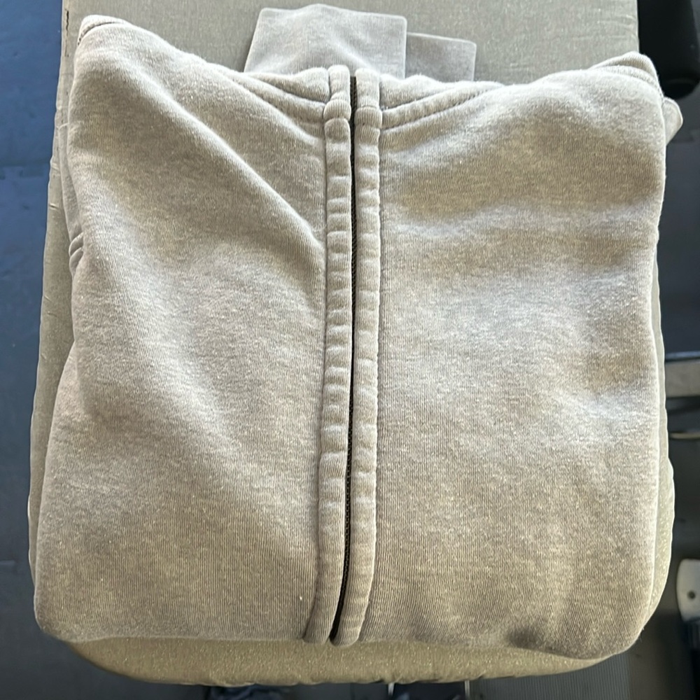 Carhartt Zip up